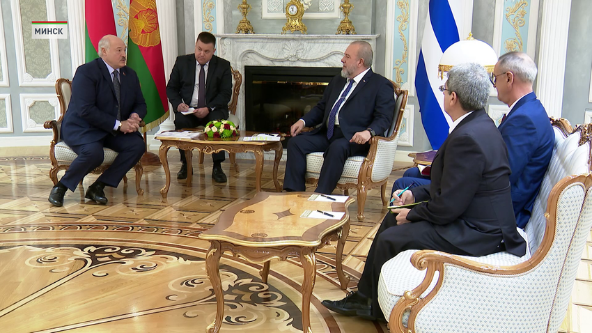 Александр Лукашенко провёл переговоры с премьер-министром Кубинской Республики