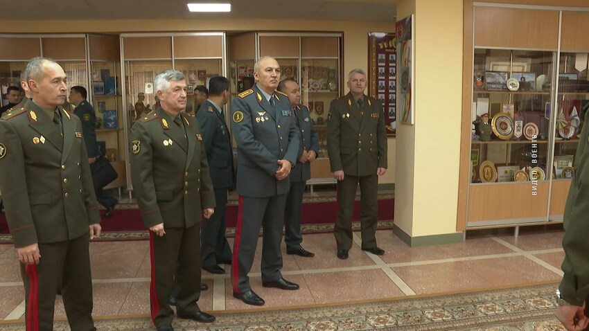 В Минск с визитом прибыл министр обороны Казахстана