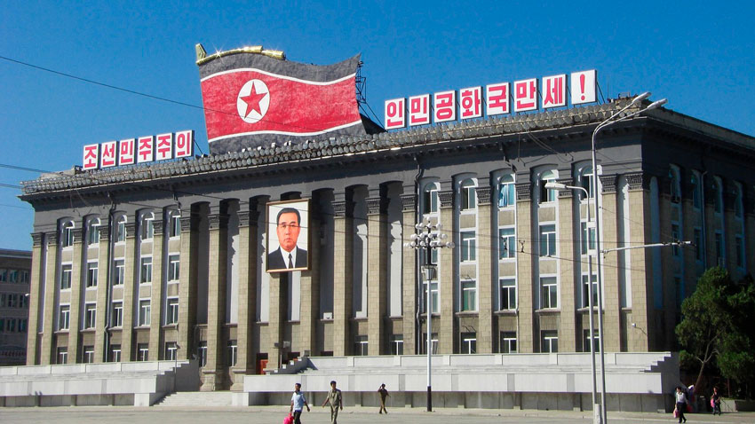 Лидер КНДР Ким Чен Ын готовится к возможной войне