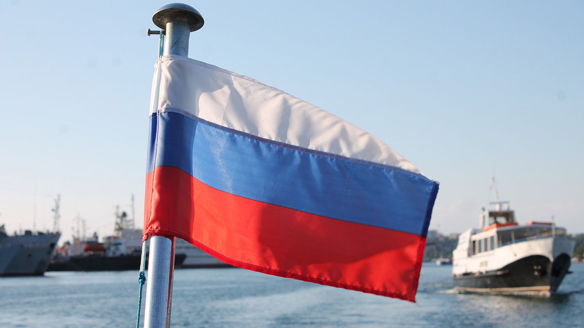 Главком ВМФ России считает корабли США угрозой национальной безопасности