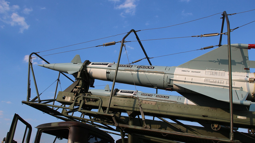 Министр иностранных дел Польши призвал передать Украине ракеты большой дальности
