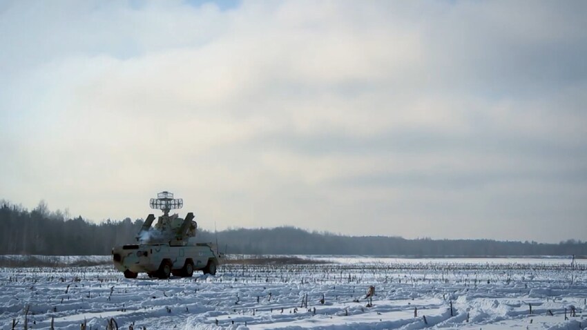 Проверка танкового батальона одной из механизированных бригад Западного оперативного командования началась в Беларуси
