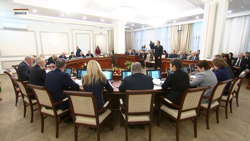 Сегодня состоялось очередное заседание Десятой сессии Палаты представителей Национального собрания Беларуси седьмого созыва
