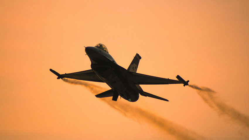 Дания намерена предоставить первые партии истребителей F-16 Киеву уже летом 2024 года