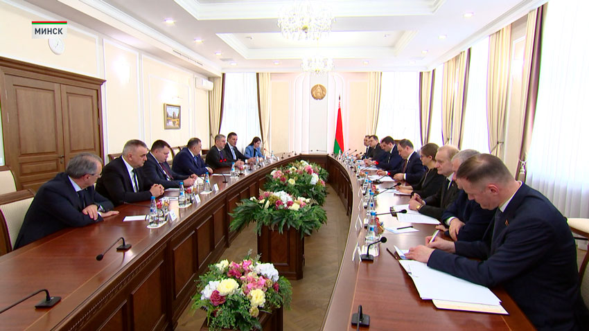 С Президентом Республики Сербской Боснии и Герцеговины сегодня также провел встречу премьер-министр Беларуси