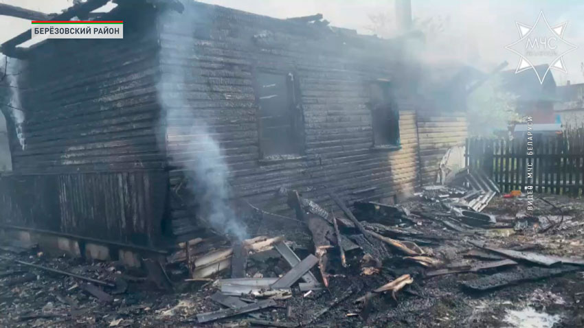 В Берёзовском районе в пожаре погибли четверо детей