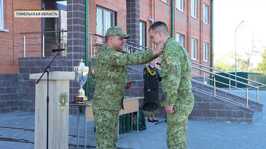 Пограничники