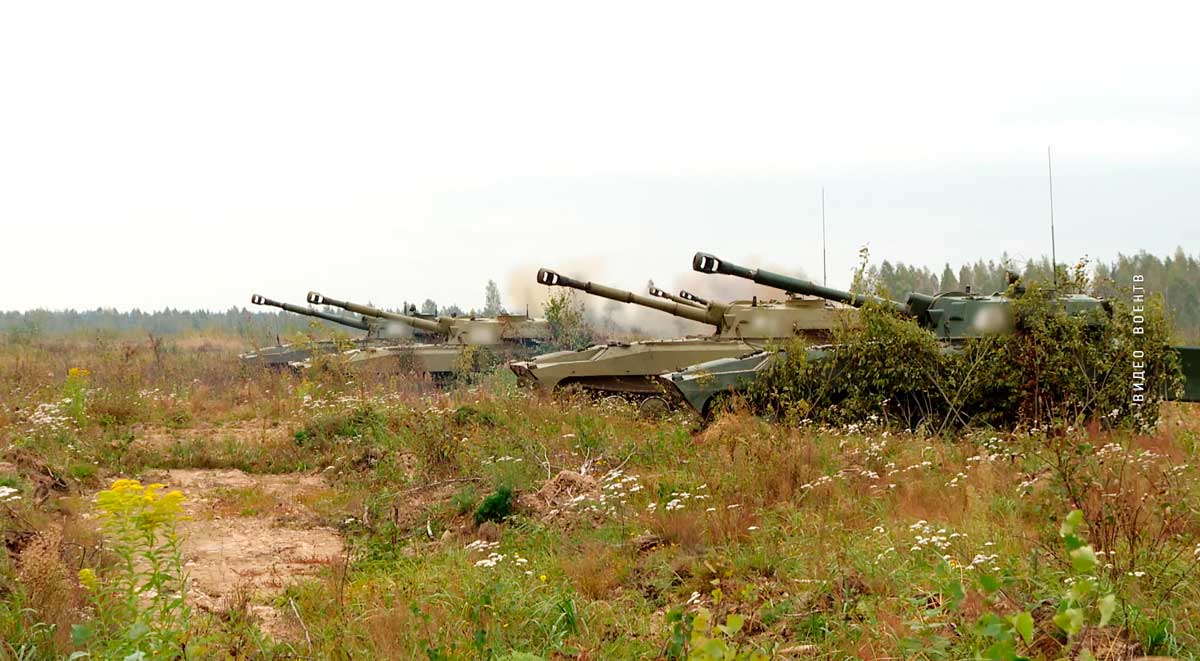 На Борисовском полигоне проходят занятия по специальной подготовке с боевой стрельбой