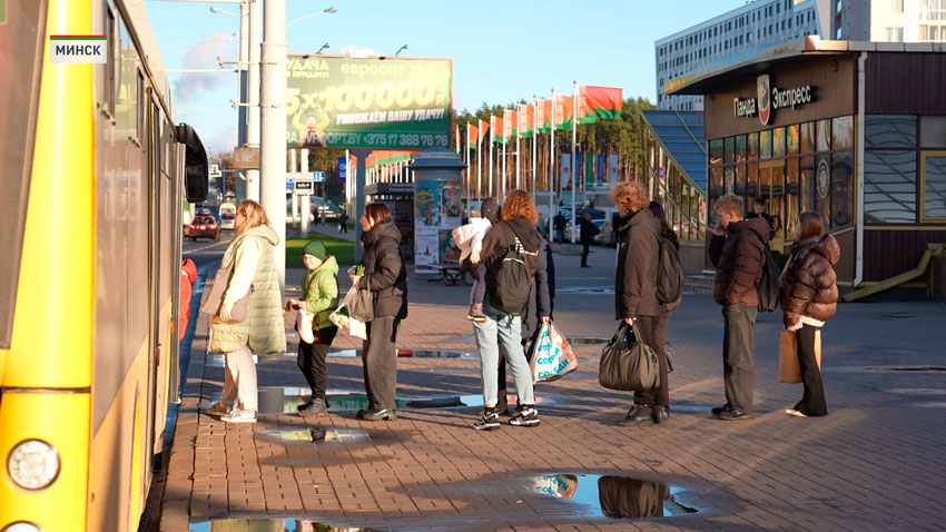 Новые автобусы курсируют на маршрутах между Минском и городами-спутниками