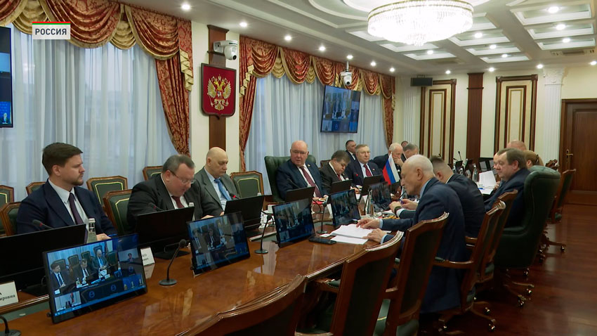 Совместное заседание комиссий Совета Республики и Совета Федерации состоялось в Москве