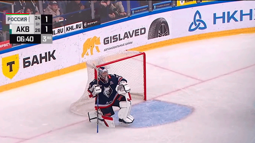 Белорусский легионер казанского «Ак Барса» Владимир Алистров набирает очки в третьем матче подряд