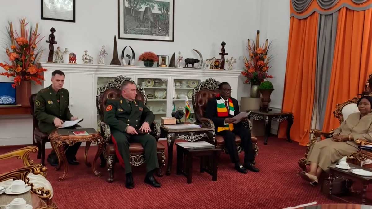 Беларусь и Зимбабве укрепляют сотрудничество в военной сфере