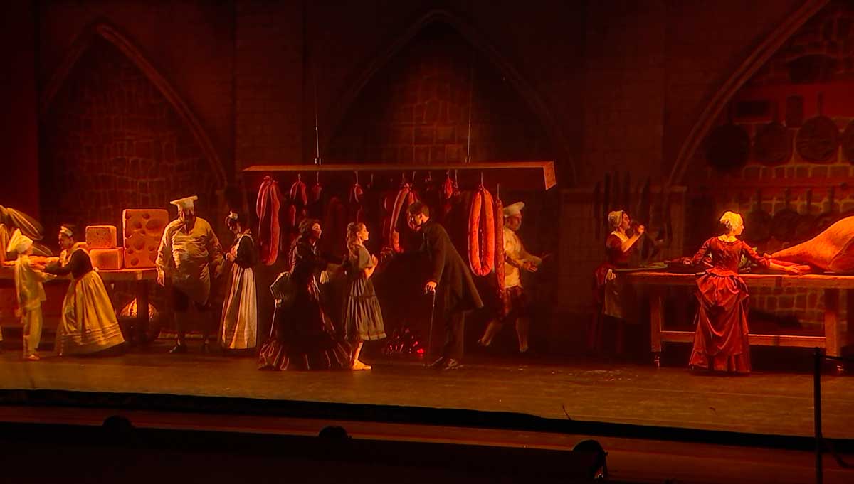 Благотворительную акцию для подопечных ТЦСОН и пансионатов организовали в Большом театре