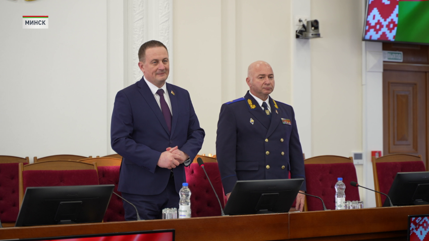 23 декабря премьер-министр Беларуси Александр Турчин представил коллективу Генеральной прокуратуры – Дмитрия Гору