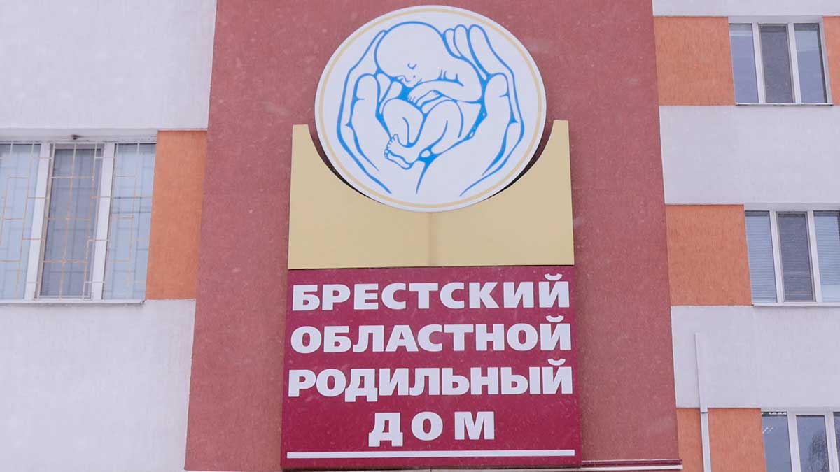 В Брестском областном роддоме поздравляли женщин, ставших мамами в Рождество