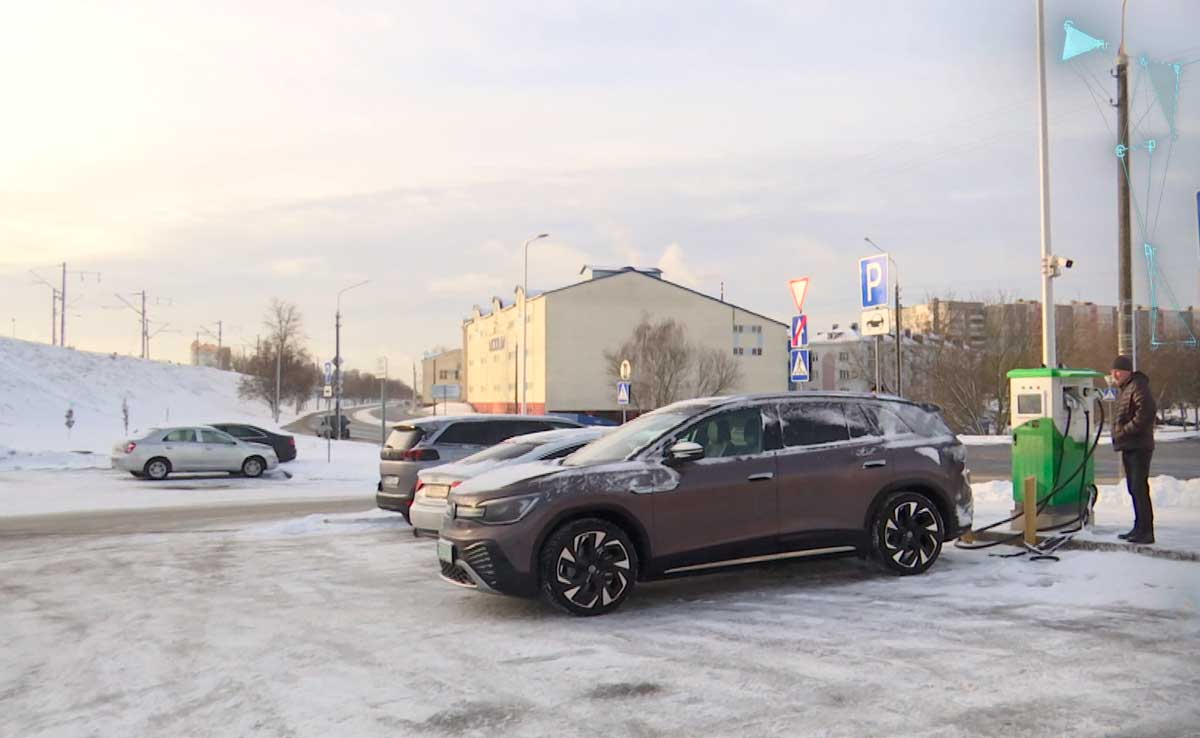 С 1 января выросли лизинговые платежи на гибридные авто