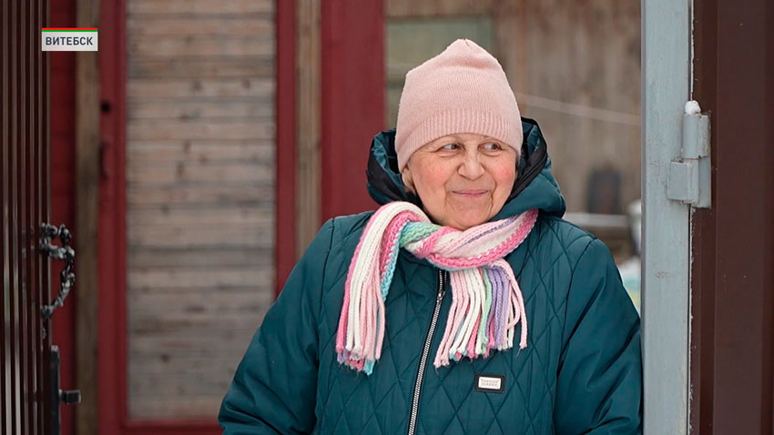 «Эстафета добра!» – волонтёры БРСМ помогают пожилым людям в уборке снега