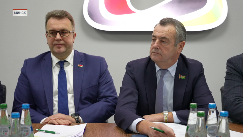 Новшества законопроекта «О лизинговой деятельности» обсудили на выездном заседании Постоянной комиссии Совета Республики Национального собрания Беларуси по экономике, бюджету и финансам