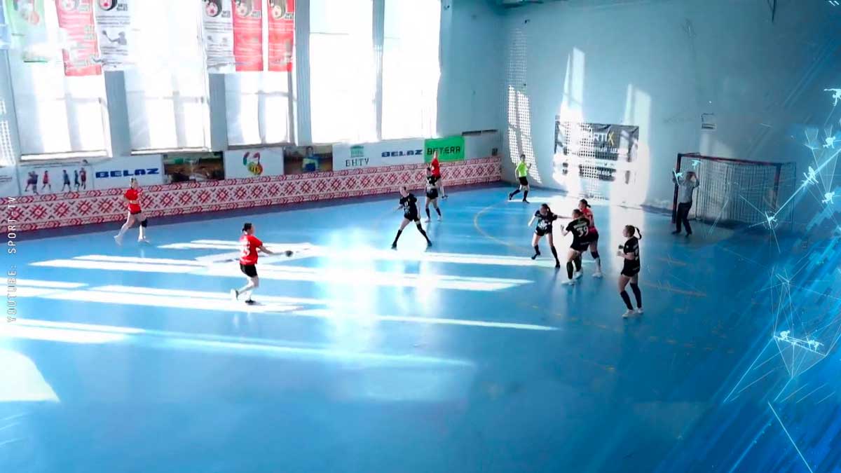 Фавориты одержали победы в первых матчах женского Кубка Беларуси по гандболу