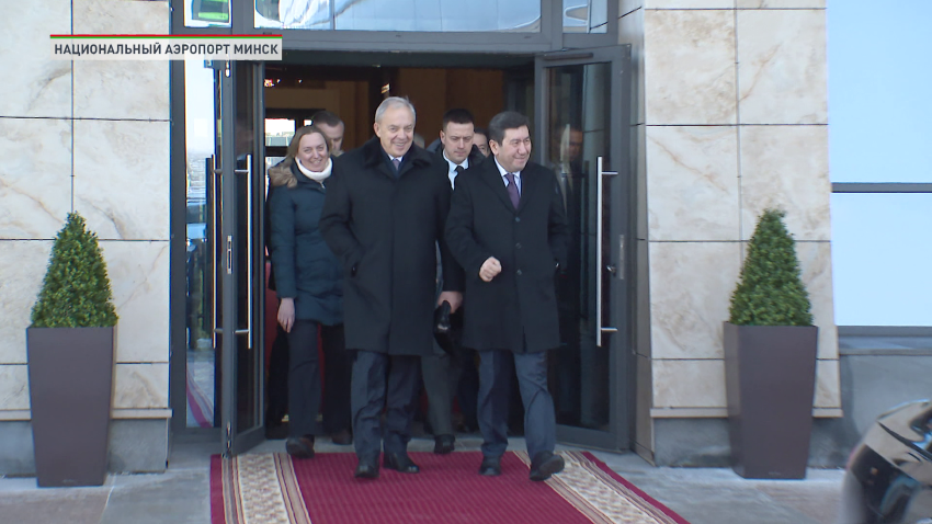 В Беларусь с официальным визитом прибыла парламентская делегация Казахстана во главе с председателем Мажилиса
