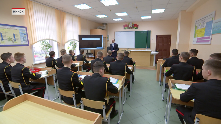 День открытых дверей 7 февраля провели в Минском суворовском военном училищ