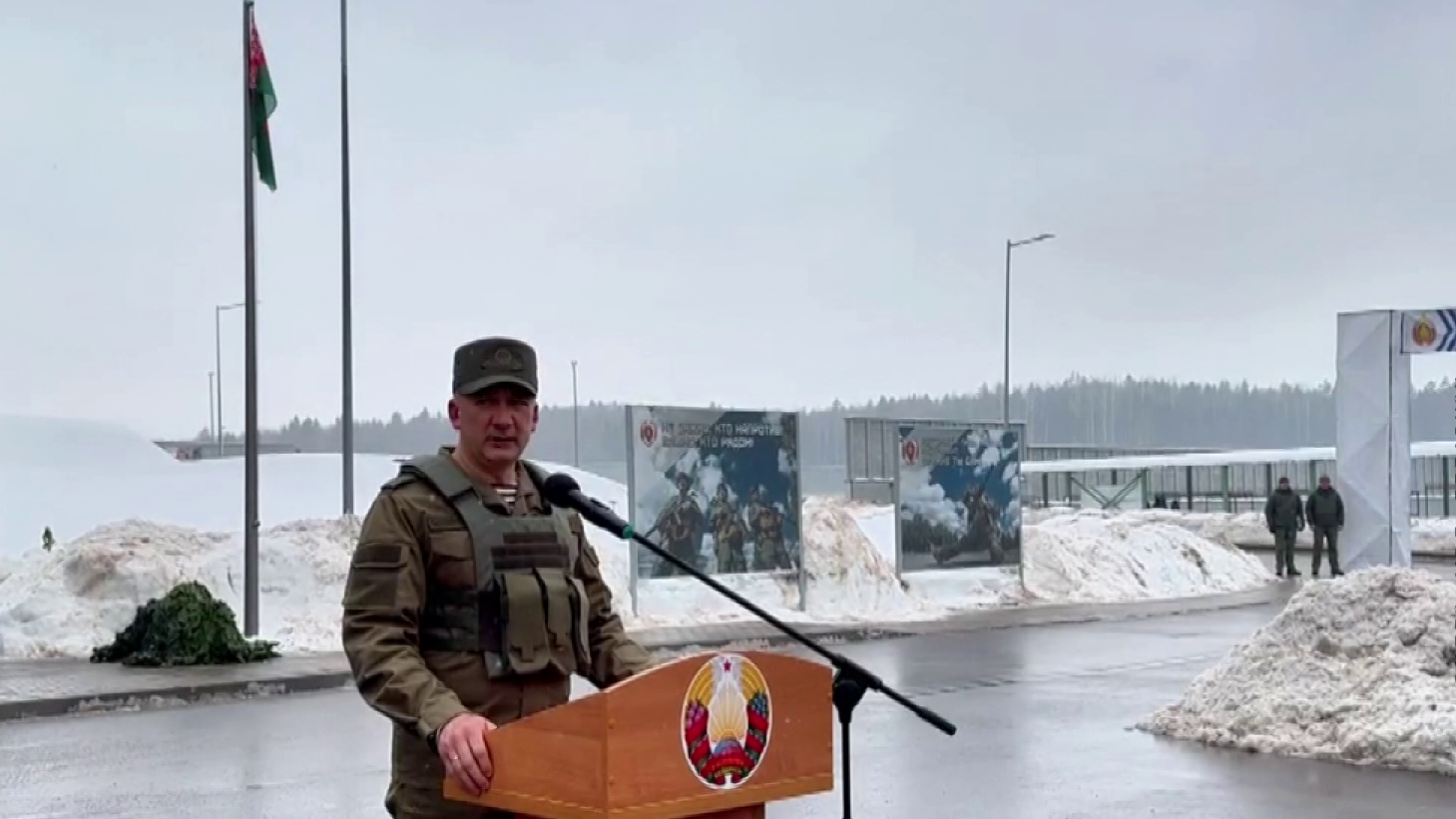 Марш-бросок, посвященный Дню защитников Отечества и Вооруженных Сил Беларуси, провели 23 февраля в учебном центре спецназначения внутренних войск МВД