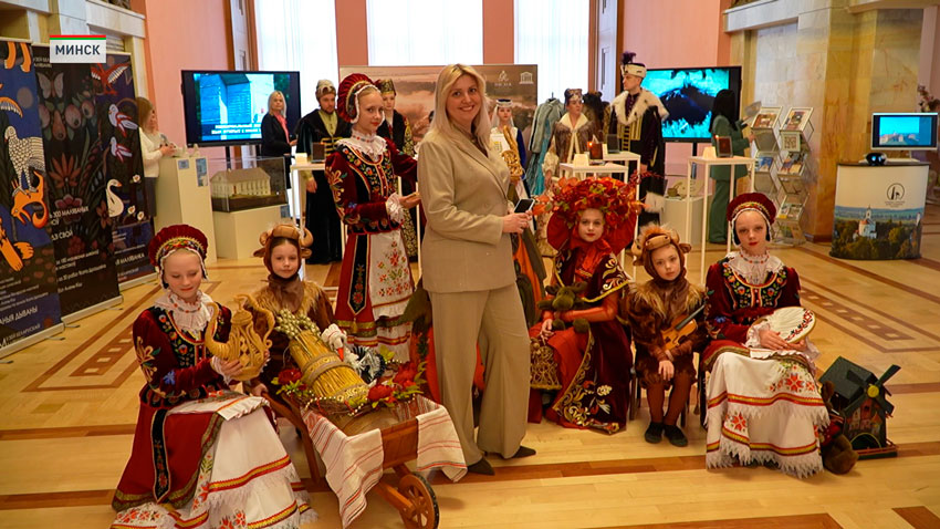 Масштабный республиканский форум «Женщина и будущее деревни» проходит в Минске