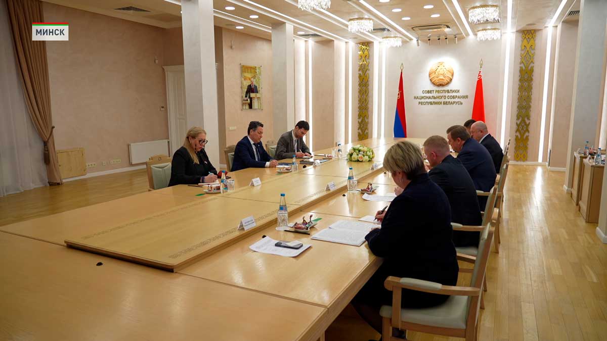 В Совете Республики провели встречу с делегацией Народной скупщины Сербии