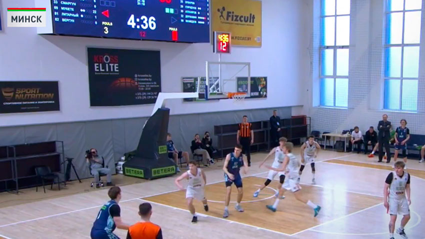 Баскетбольный клуб «МИНСК» обыграл «УНИКС» в первом спаренном матче в Молодежной лиге