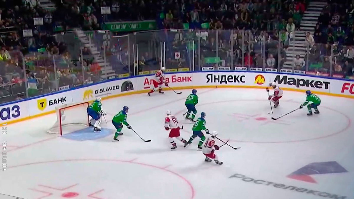 Ярославский «Локомотив» стал первым полуфиналистом Кубка Гагарина