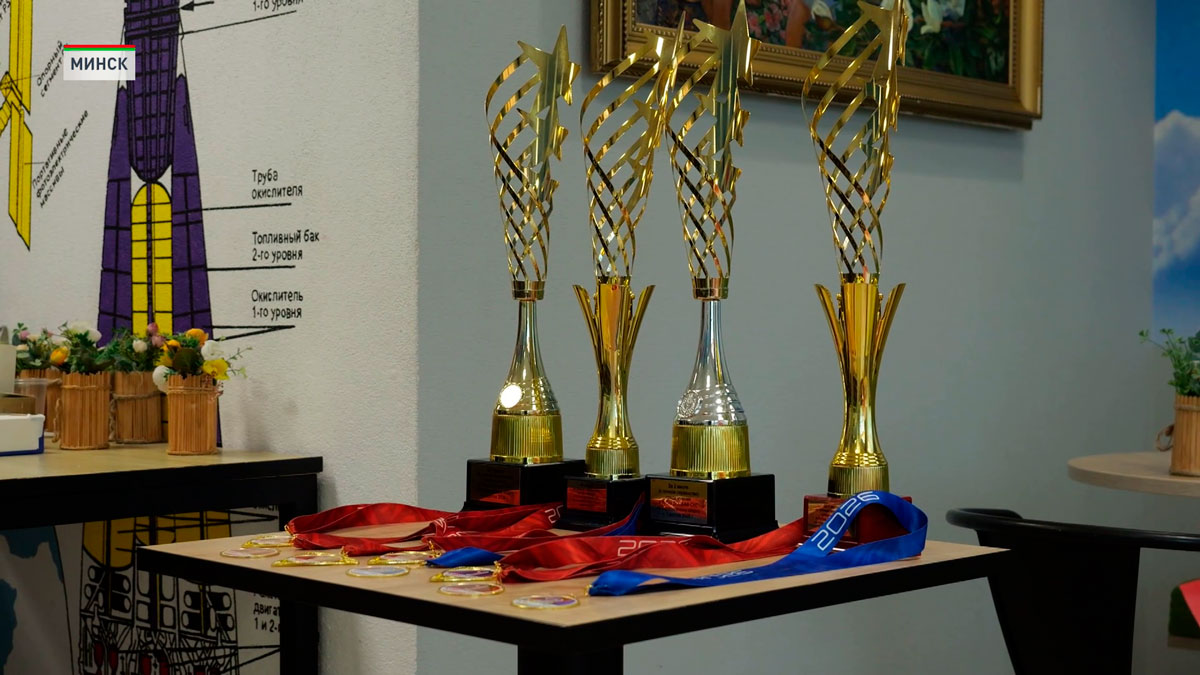 Белорусские парашютисты завоевали Кубок ДОСААФ СНГ в Саратове