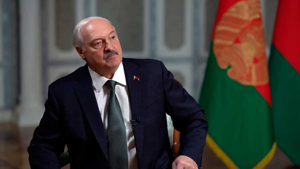 Лукашенко: мы ведем диалог с американцами без ущерба для России и Китая