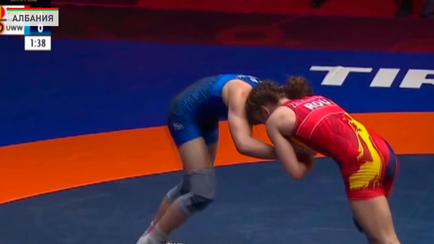 Алина Шевчук вышла в финал чемпионата Европы по борьбе и гарантировала себе медаль