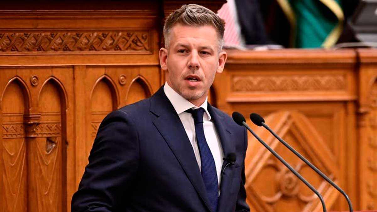 Премьер-министр Венгрии заявил, что страна сама может решать, у кого закупать энергоресурсы