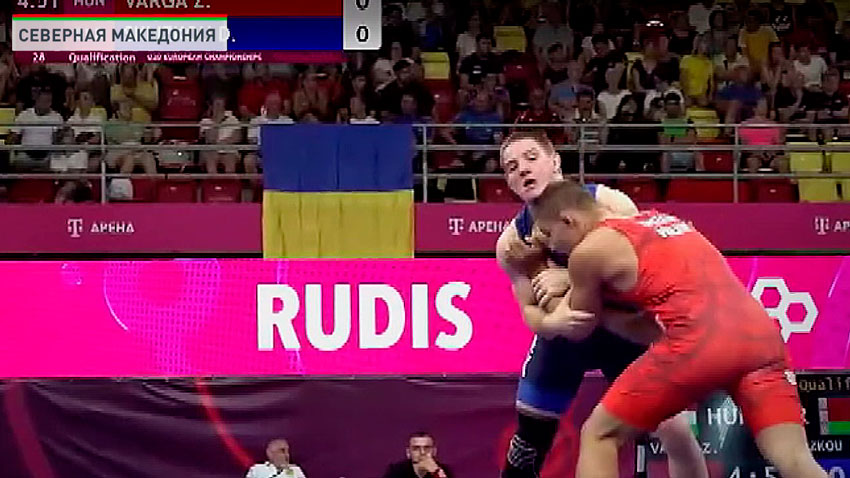 Белорусские борцы стартовали на чемпионате Европы среди спортсменов не старше 20 лет