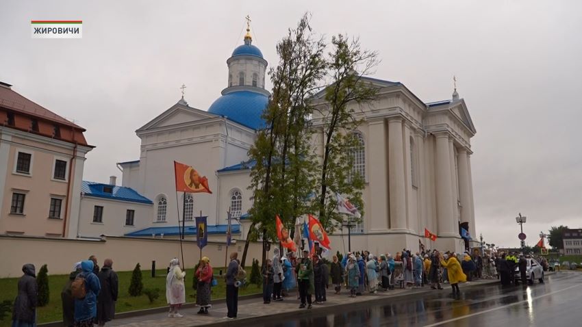 V Всебелорусский Крестный ход стартовал в Жировичах 18 августа