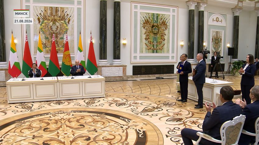 Президенты Беларуси и Мьянмы подписали ряд важных документов по итогам переговоров в Минске