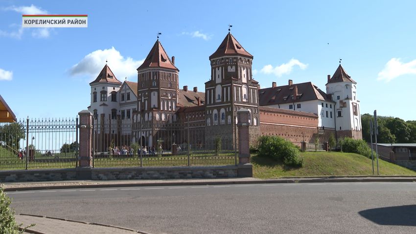 В Мирском замке готовят к открытию итальянский сад XVIII века