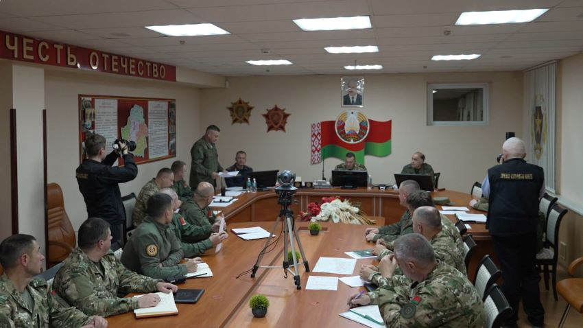 Во внутренних войсках МВД Беларуси продолжается проверка боеготовности