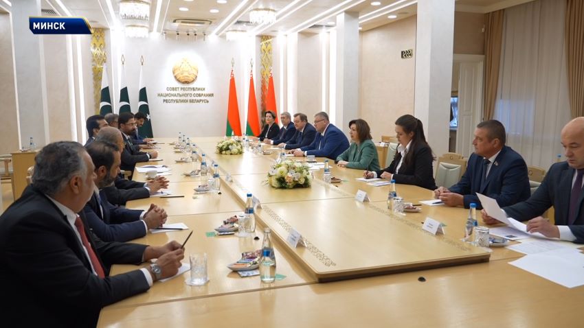 Совет Республики и Сенат Пакистана подписали меморандум о взаимопонимании