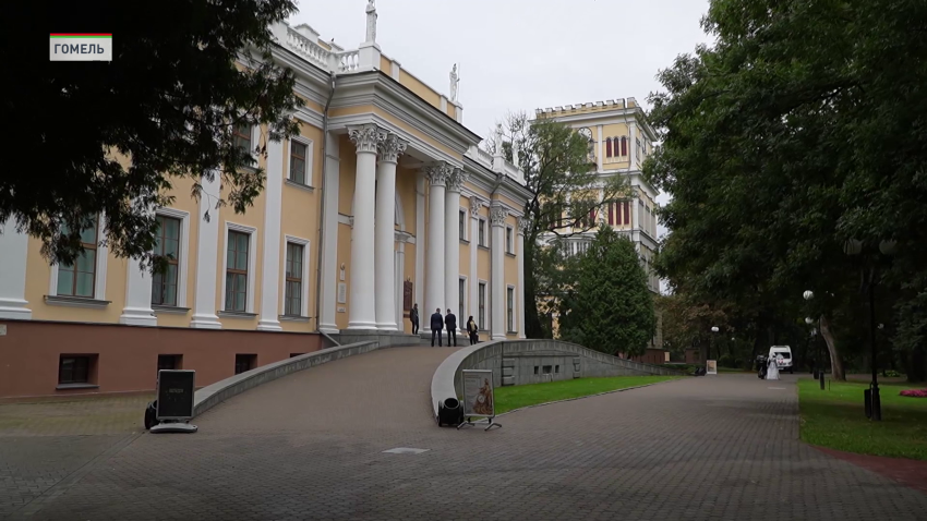 Праздничные локации развернулись по всему городу! Как Гомель отмечает 884-летие?