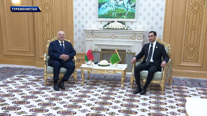 Рабочая программа Лукашенко на саммите СНГ началась переговорами с Президентом Туркменистана
