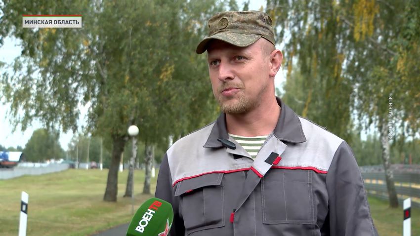 Вольфович провел встречу с сельхозспециалистами на военных сборах