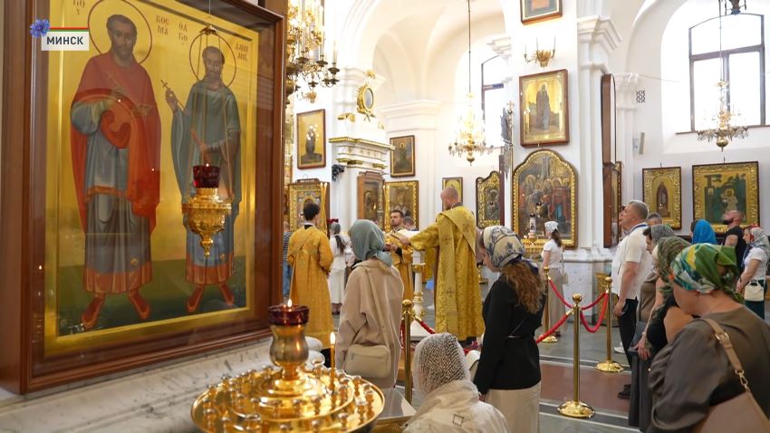 Благодарственный молебен за мир и процветание Беларуси провели в Свято-духовом кафедральном соборе