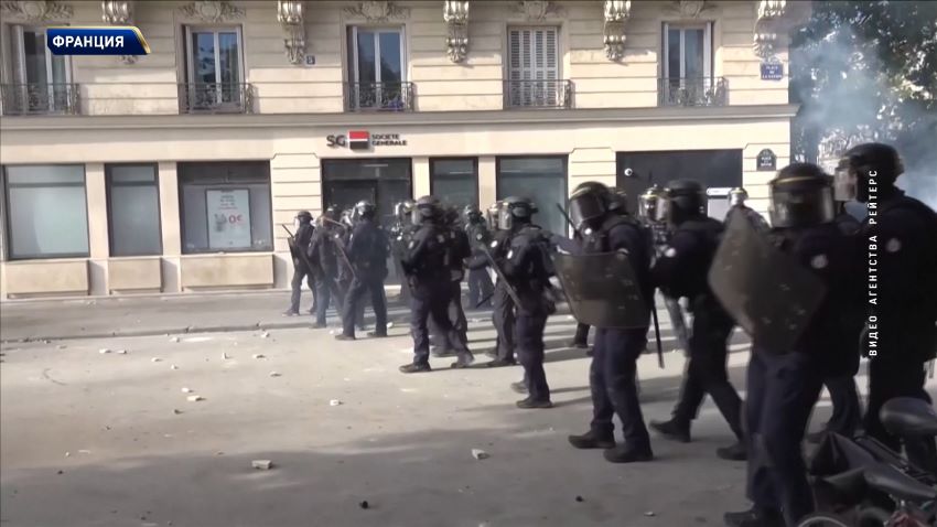 Протесты школьников во Франции переросли в стычки с полицией