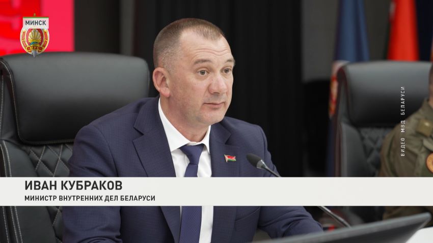 Иван Кубраков провел инструктаж для сотрудников столичной милиции накануне празднования Дня Победы
