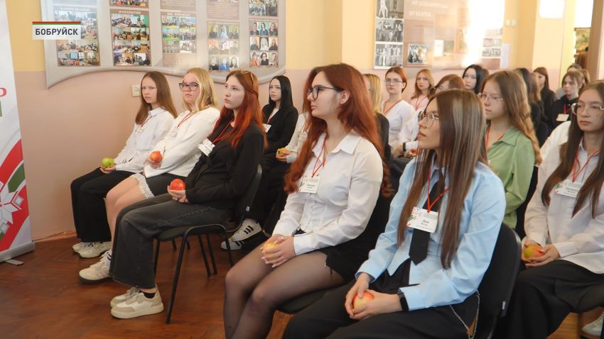Встречи молодежи в рамках акции «Беларусь адзіная» прошли 8 сентября в Бобруйске и Ляховичах