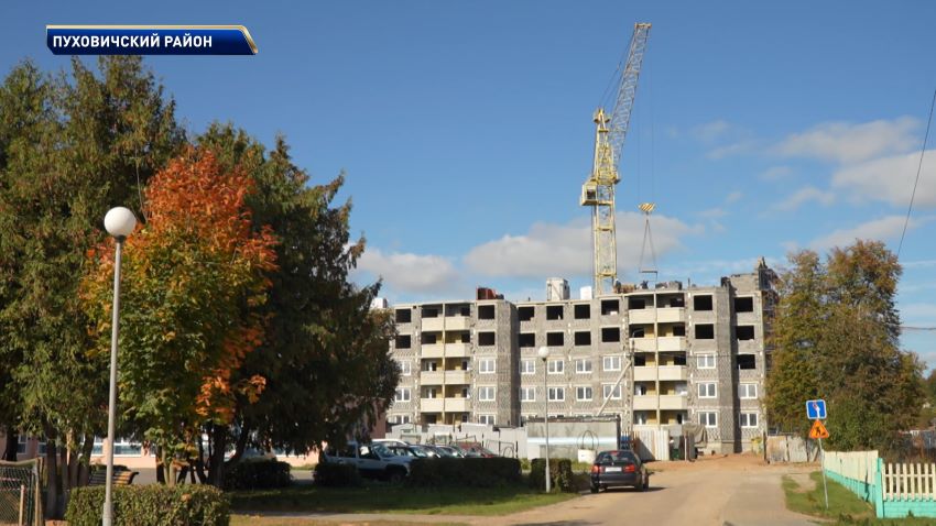 Свежий асфальт, озеленение и строительство жилья: приятные перемены произошли в агрогородке Блонь