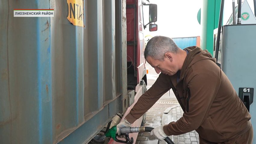 Никакого дефицита и ажиотажа: «Белнефтехим» прокомментировал ситуацию с топливом на внутреннем рынке