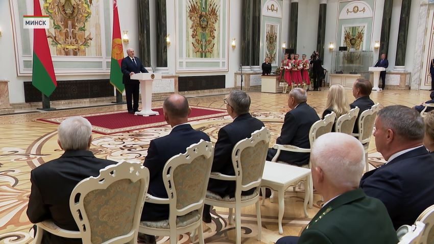 Белорусов купить невозможно, их невозможно запугать и разъединить – Лукашенко